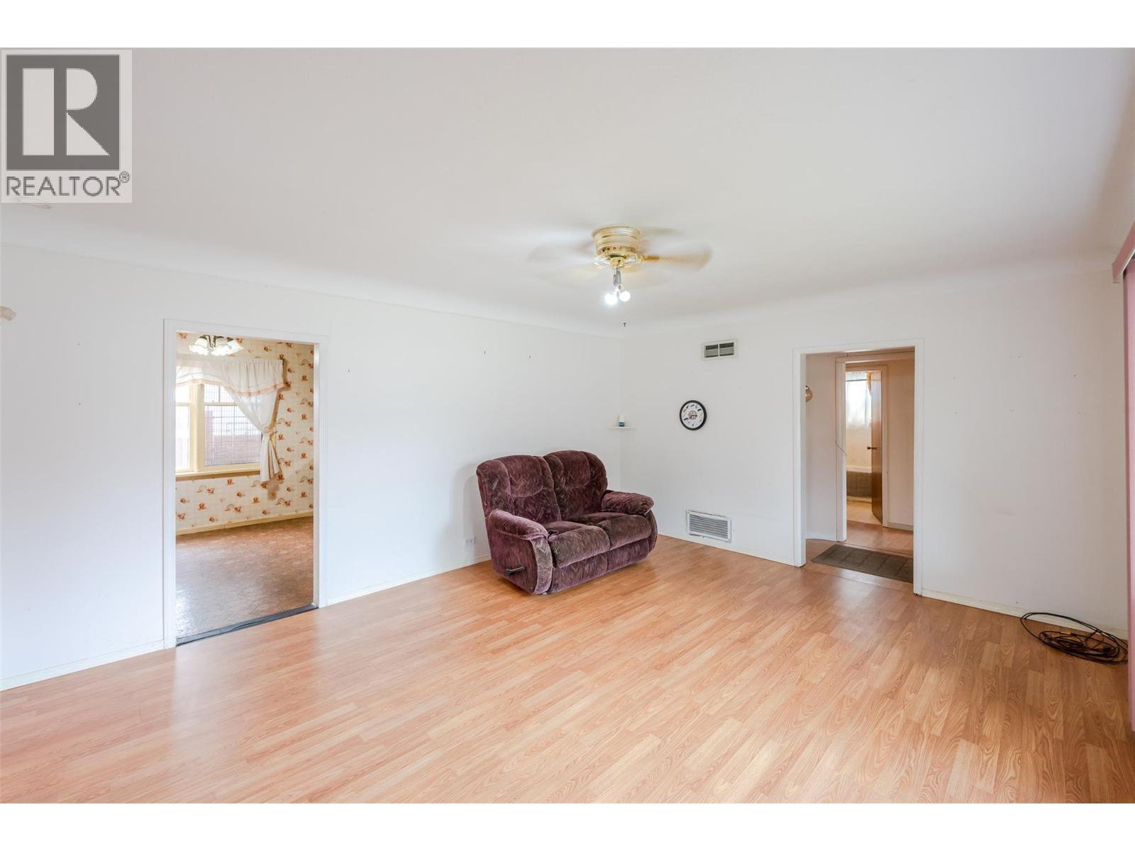 395 Edmonton Avenue, Penticton, British Columbia  V2A 2G9 - Photo 3 - 10402643