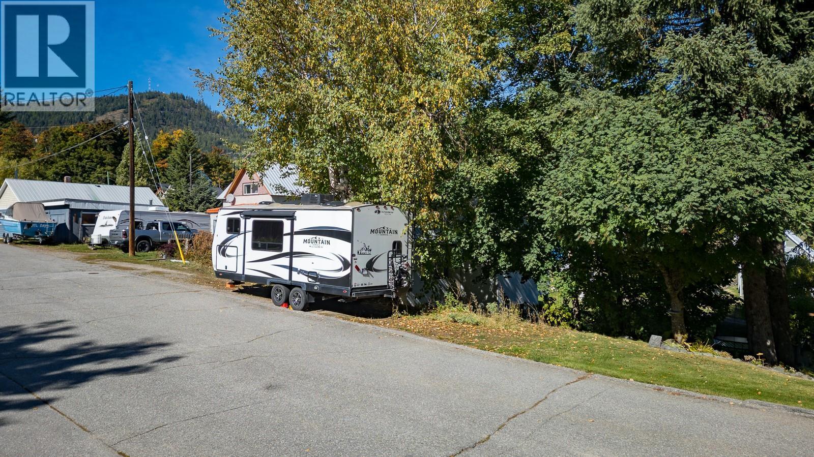 Third Avenue Lot# Lot 7, Rossland, British Columbia  V0G 1Y0 - Photo 16 - 10402246