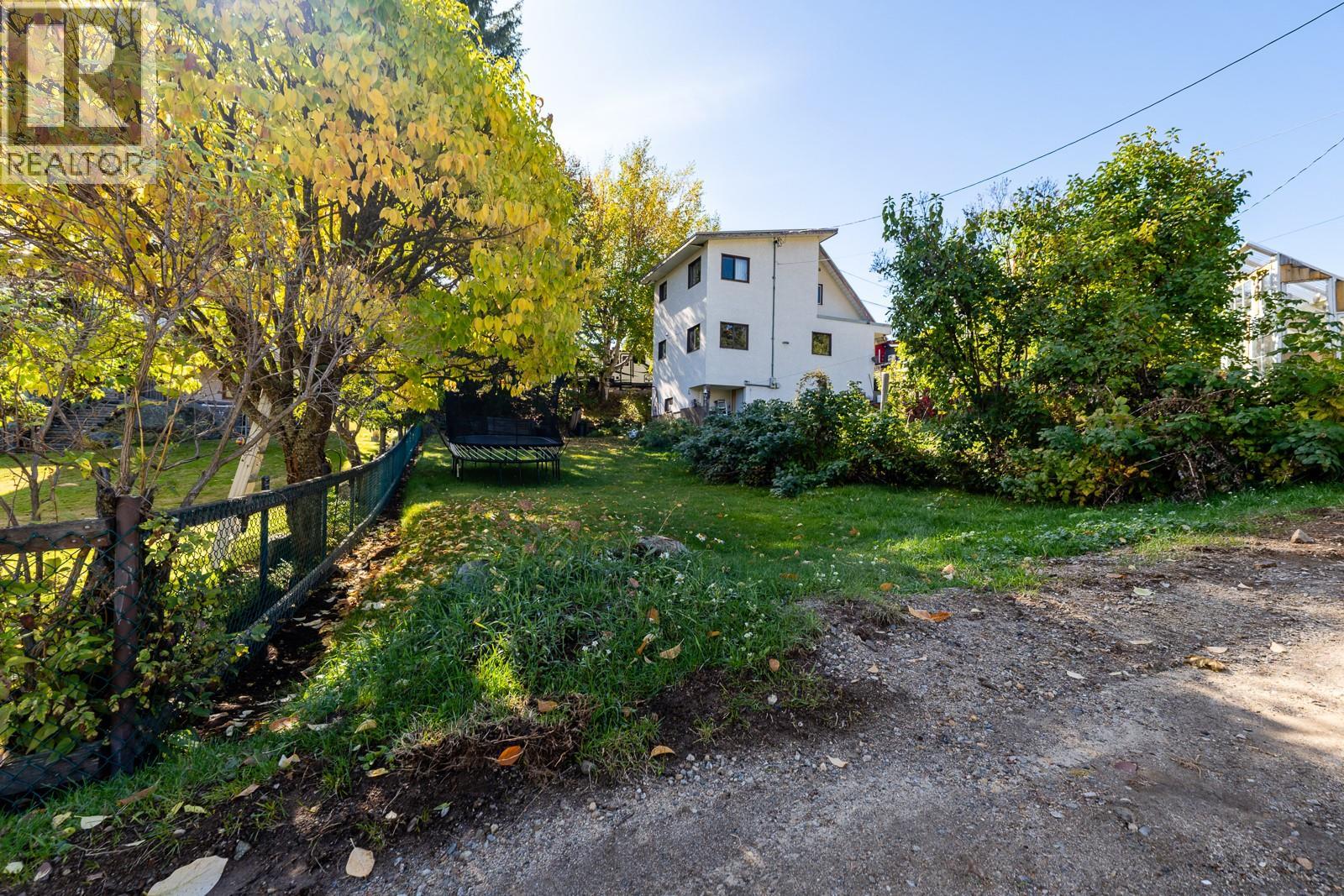 Third Avenue Lot# Lot 7, Rossland, British Columbia  V0G 1Y0 - Photo 3 - 10402246