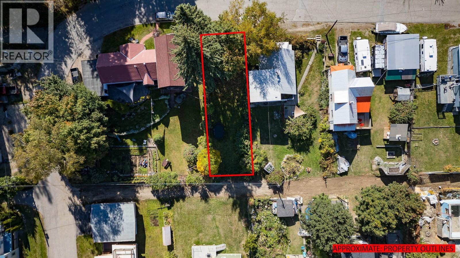 Third Avenue Lot# Lot 7, Rossland, British Columbia  V0G 1Y0 - Photo 6 - 10402246