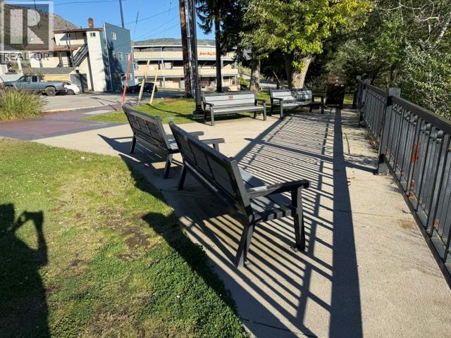 1717 Columbia Avenue, Trail, British Columbia  V1R 1K4 - Photo 6 - 10402505