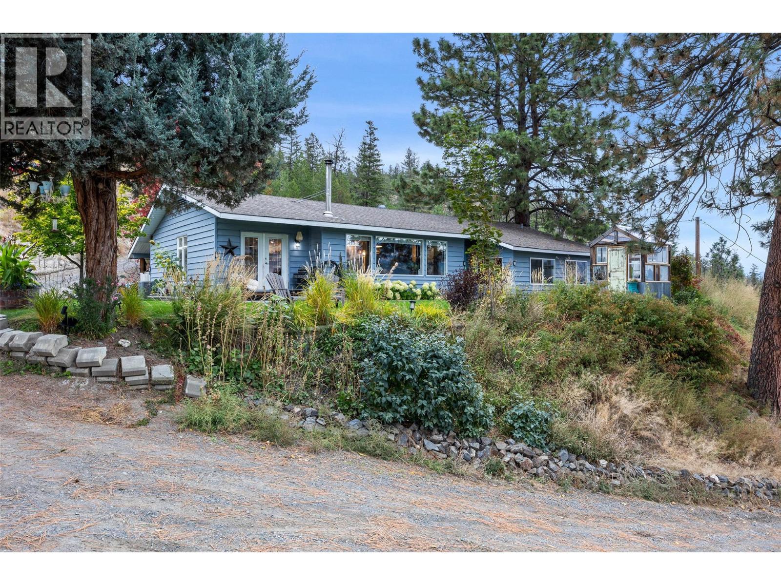 850 Inskip Road, Kamloops, British Columbia  V2B 8N7 - Photo 1 - 10396047