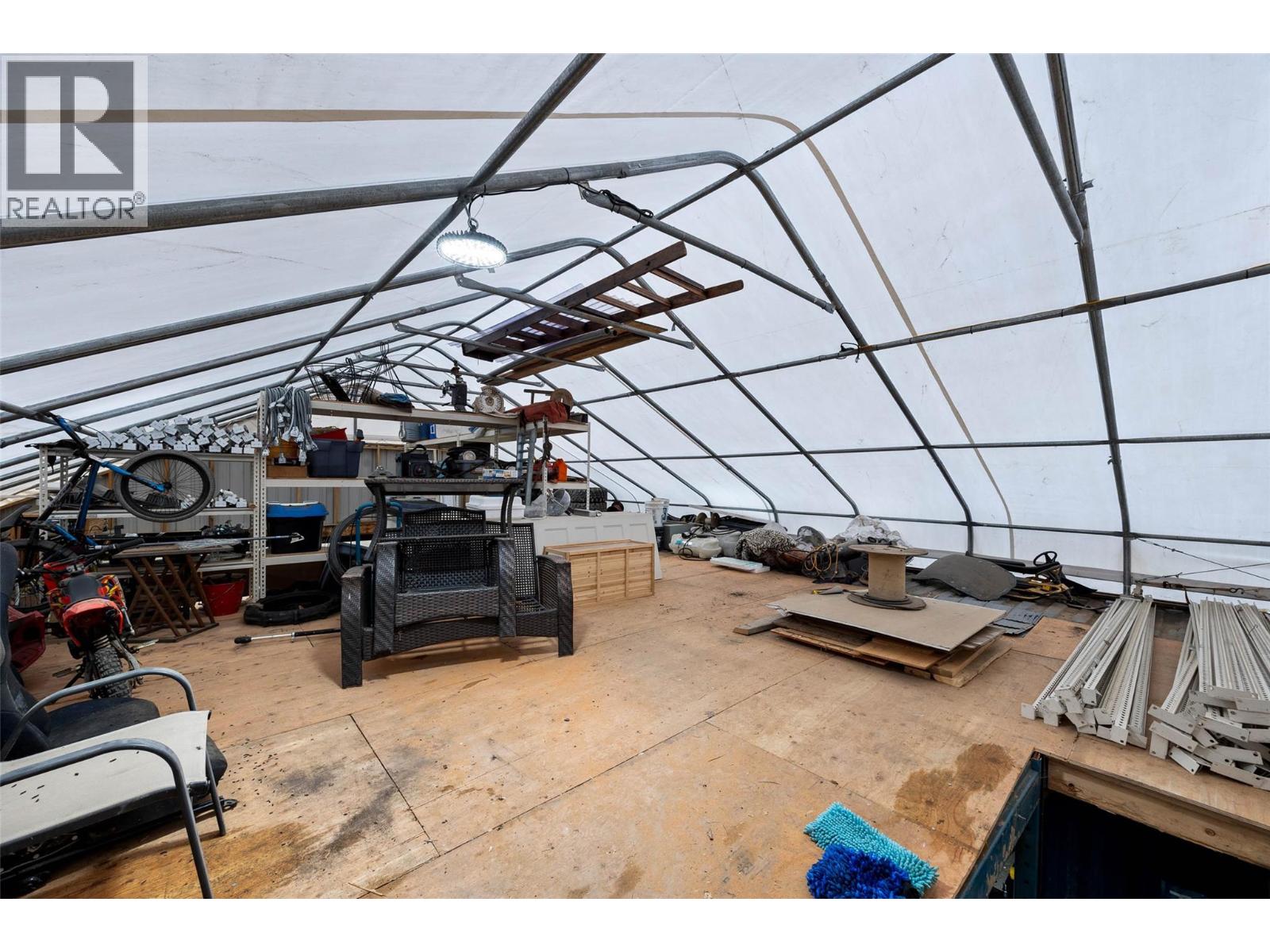 850 Inskip Road, Kamloops, British Columbia  V2B 8N7 - Photo 46 - 10396047