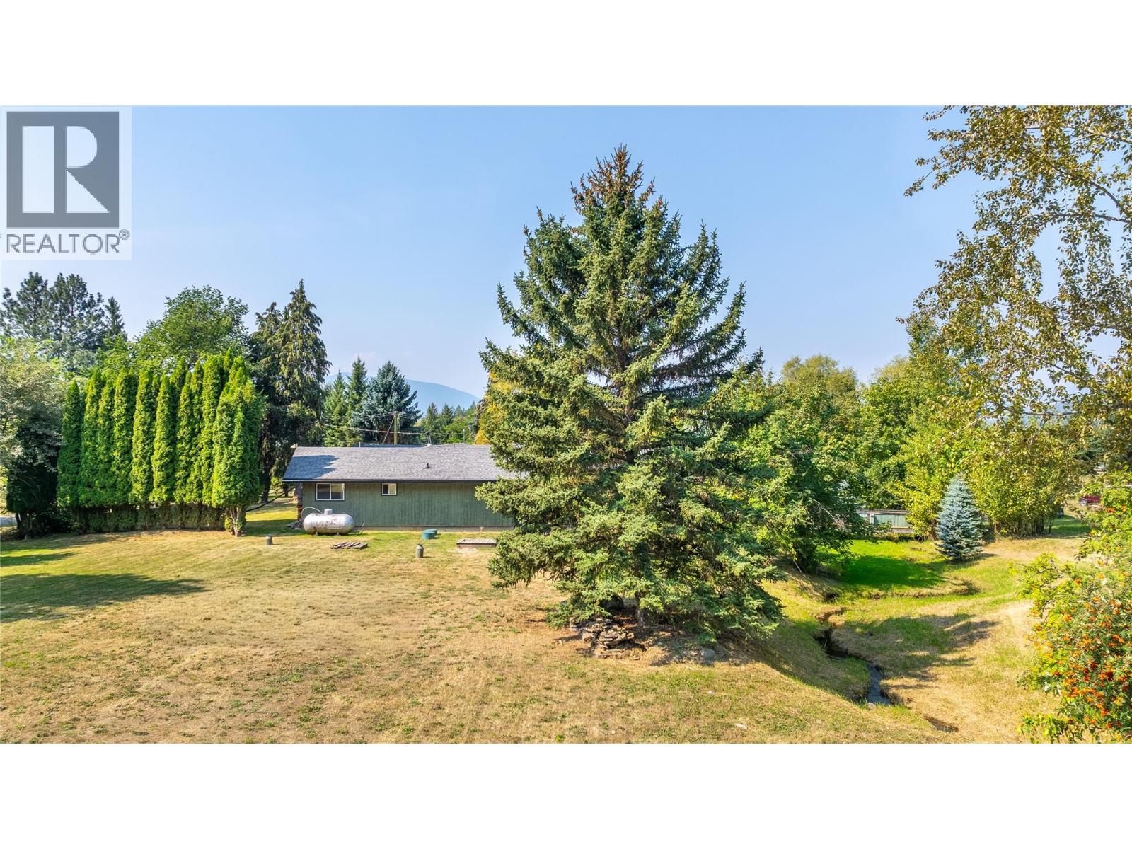 4580 44th Street, Canyon, British Columbia  V0B 1C1 - Photo 11 - 10402470