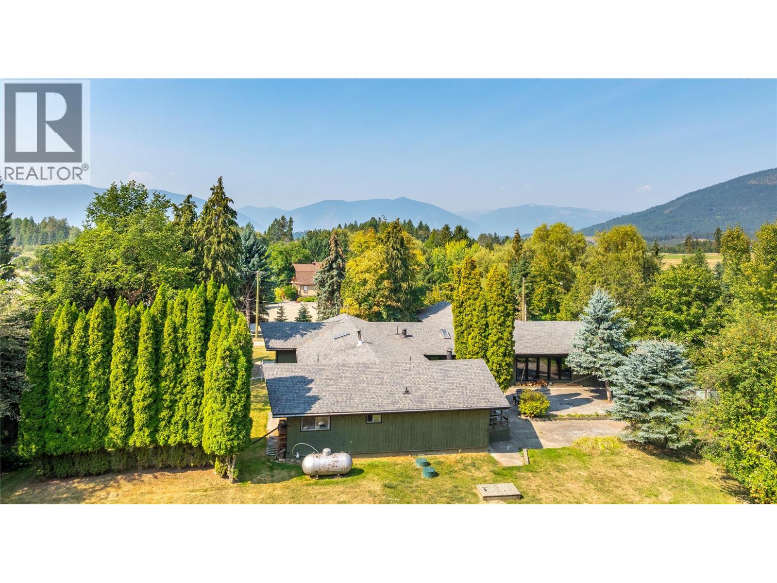 4580 44th Street, Canyon, British Columbia  V0B 1C1 - Photo 12 - 10402470