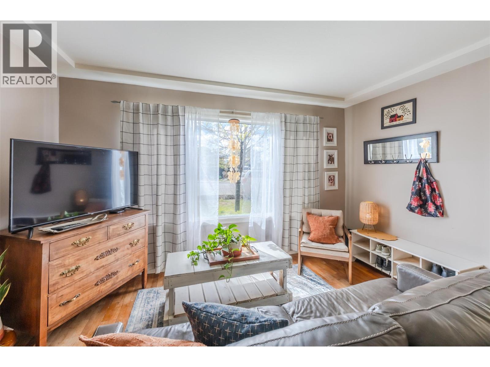 797 Forestbrook Drive, Penticton, British Columbia  V2A 2E6 - Photo 7 - 10402655