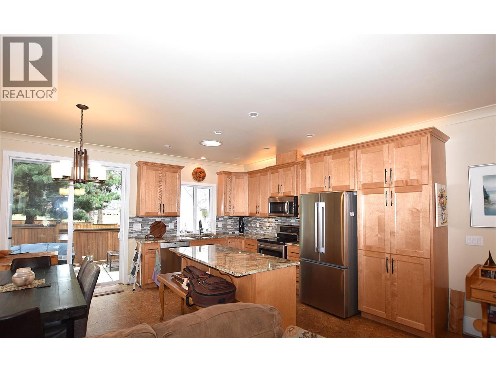 430 Hummingbird Avenue, Vernon, British Columbia  V1H 2A1 - Photo 10 - 10402702