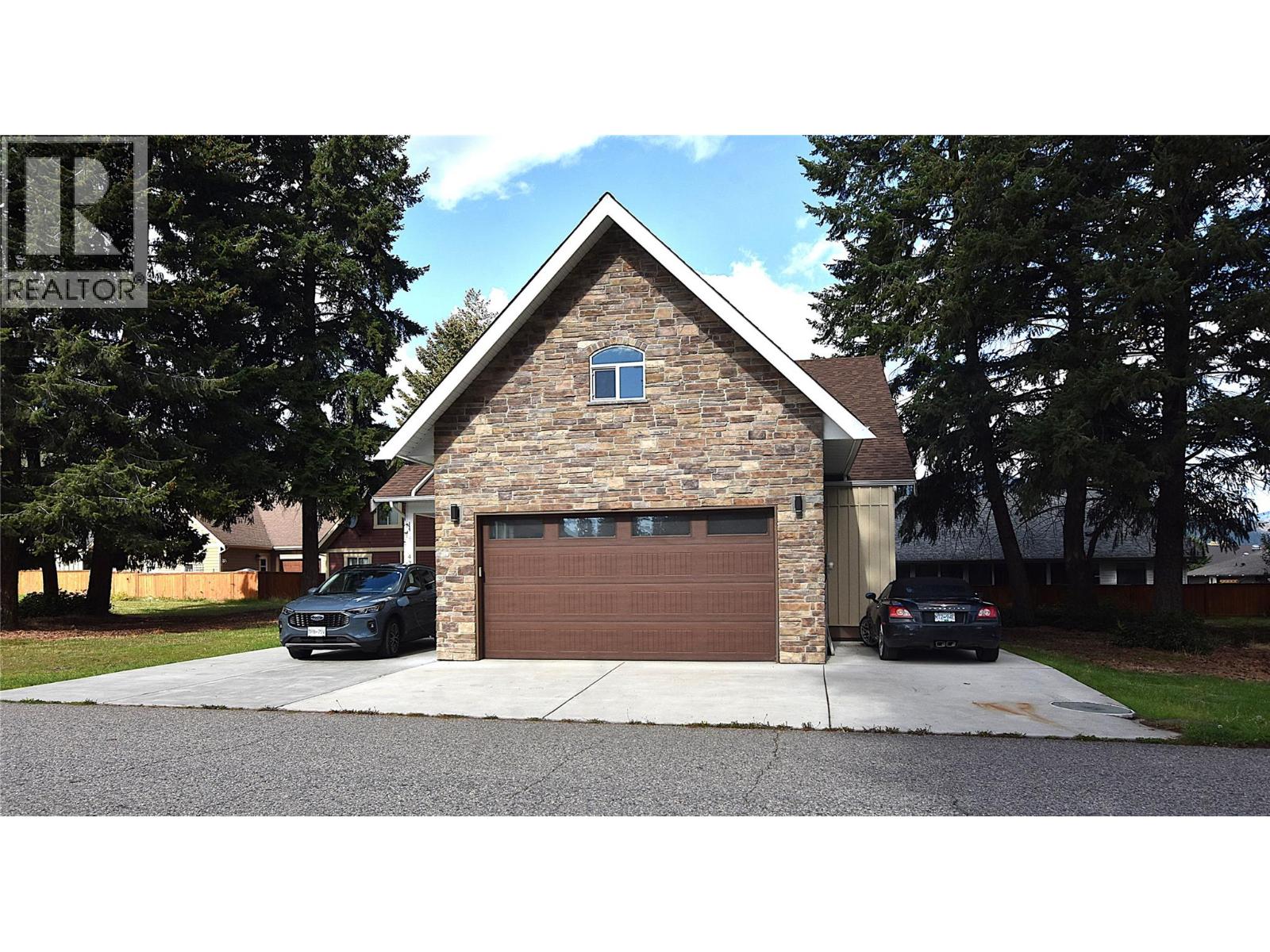 430 Hummingbird Avenue, Vernon, British Columbia  V1H 2A1 - Photo 4 - 10402702