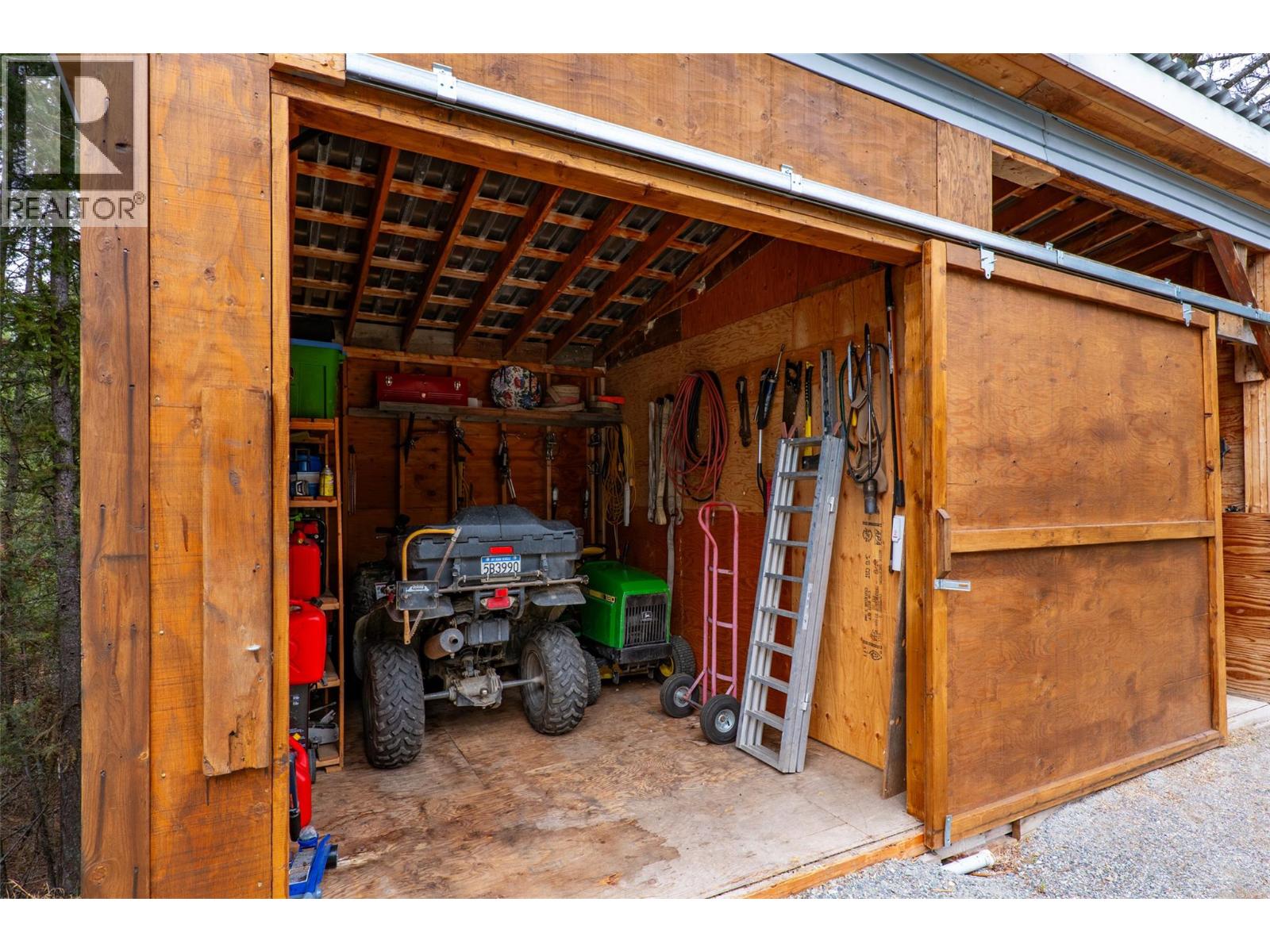 5809 Beech Road, Merritt, British Columbia  V1K 1M6 - Photo 70 - 10402485