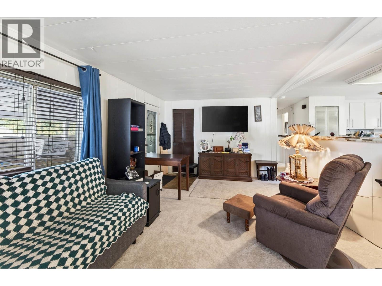 2400 Oakdale Way Unit# 228, Kamloops, British Columbia  V2B 6W7 - Photo 4 - 10402623