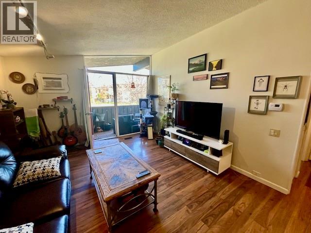 353 Boyce Crescent Unit# 11, Kelowna, British Columbia  V1Y 5Z7 - Photo 10 - 10402689