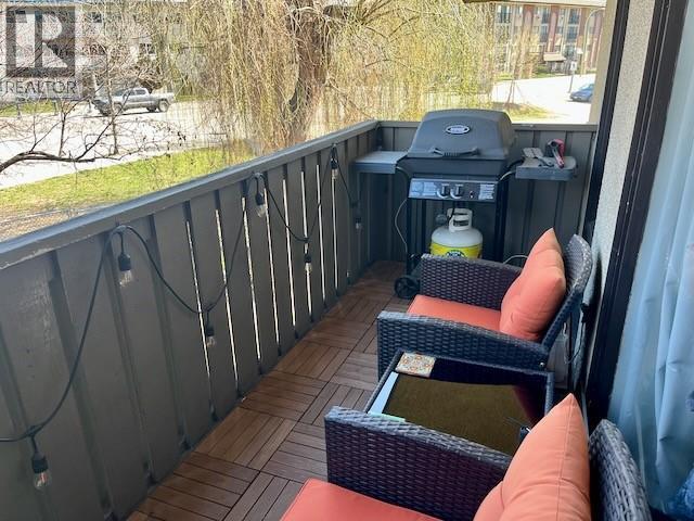 353 Boyce Crescent Unit# 11, Kelowna, British Columbia  V1Y 5Z7 - Photo 3 - 10402689