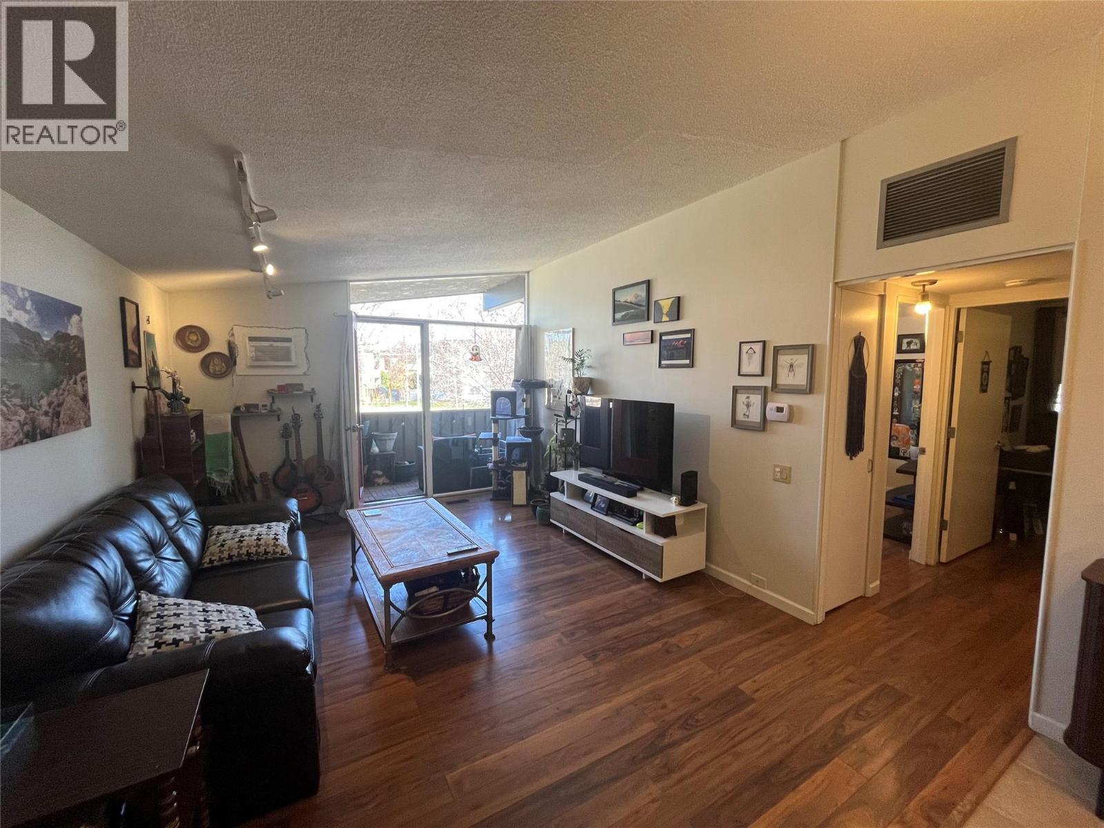 353 Boyce Crescent Unit# 11, Kelowna, British Columbia  V1Y 5Z7 - Photo 5 - 10402689