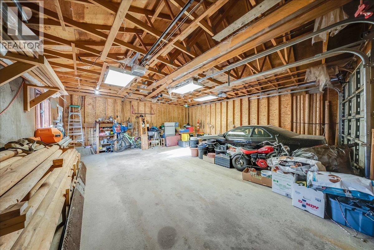 514 Davies Avenue, Salmo, British Columbia  V0G 1Z0 - Photo 11 - 10402583