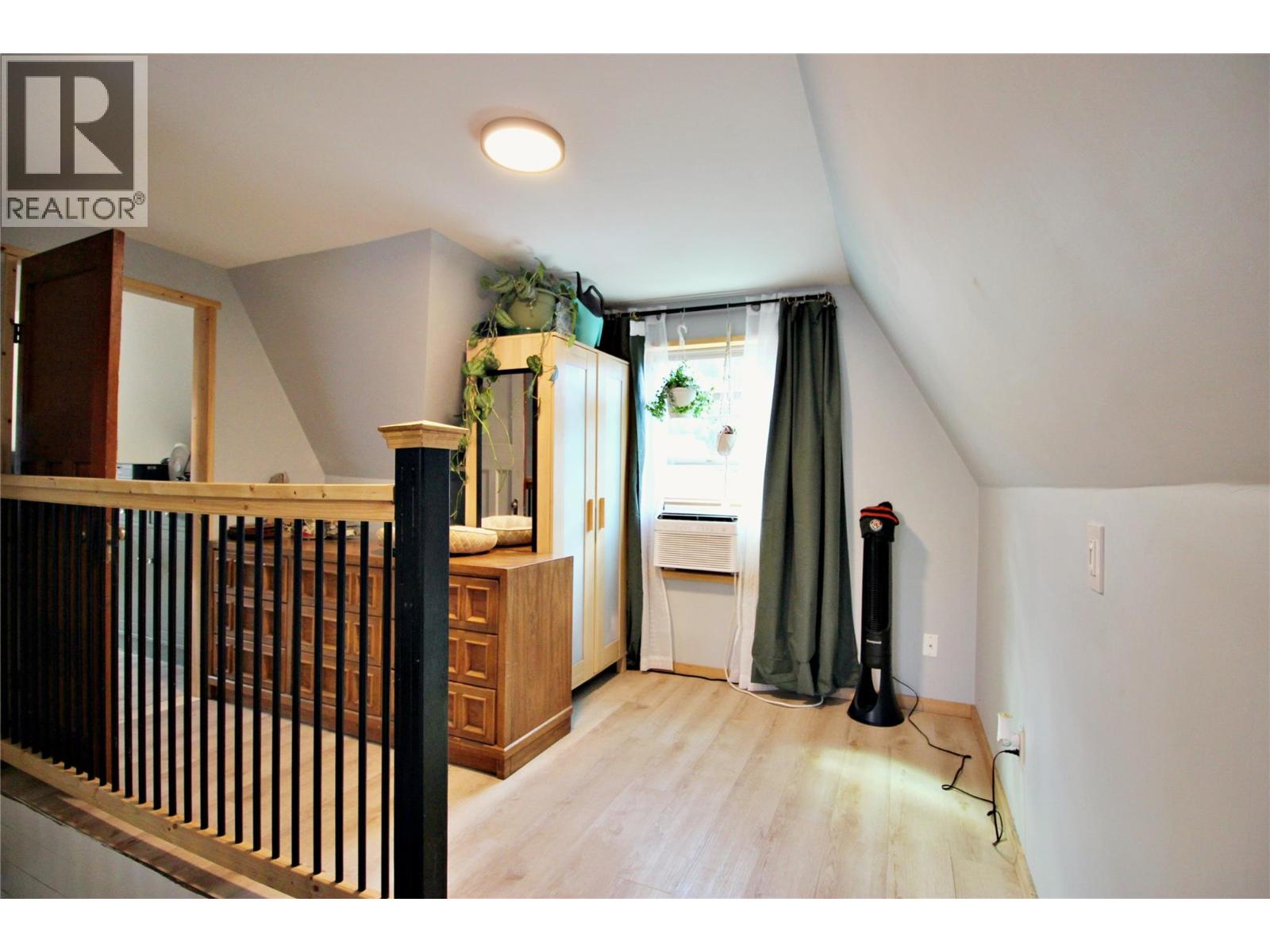865 Kipling Street, Warfield, British Columbia  V1R 2A5 - Photo 17 - 10402746