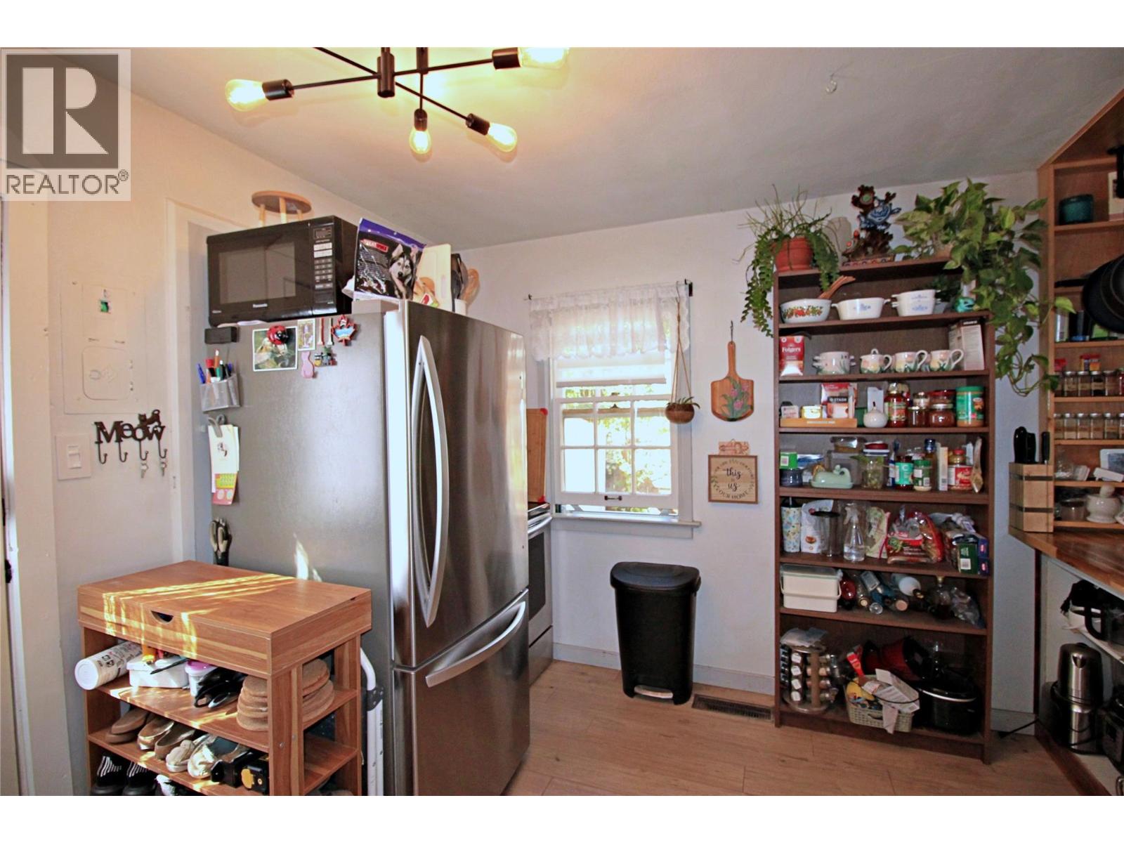 865 Kipling Street, Warfield, British Columbia  V1R 2A5 - Photo 8 - 10402746
