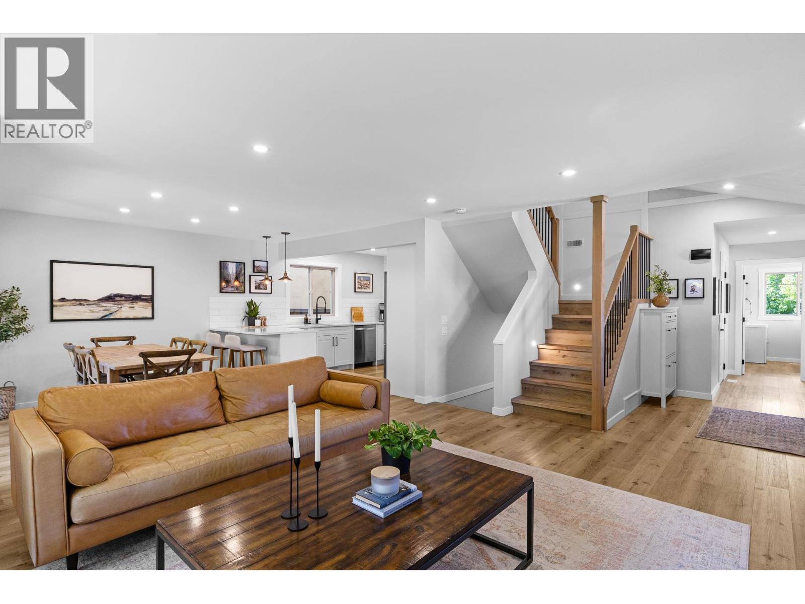 905 Paret Crescent, Kelowna, British Columbia  V1W 4X8 - Photo 15 - 10402275