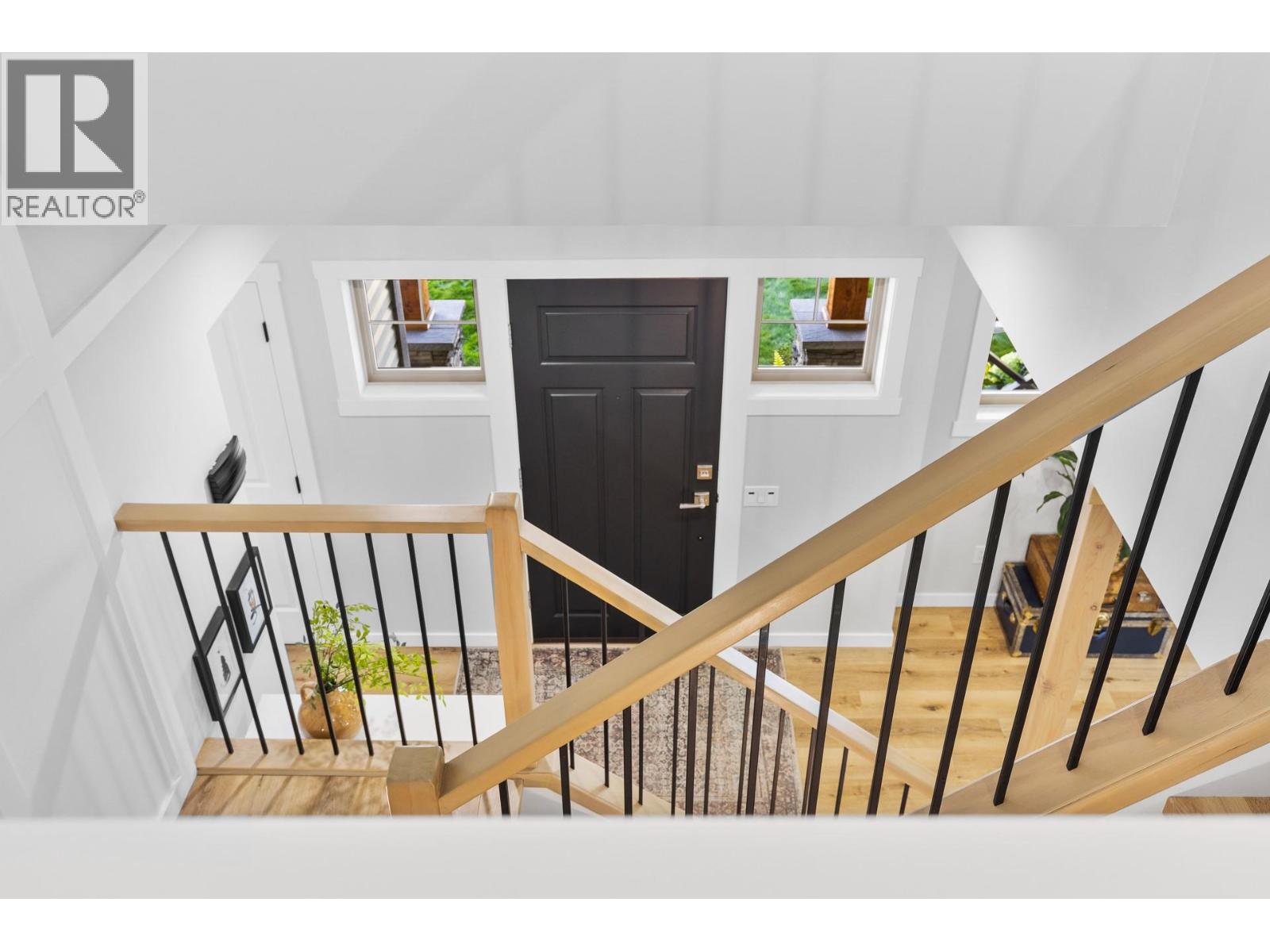 905 Paret Crescent, Kelowna, British Columbia  V1W 4X8 - Photo 34 - 10402275