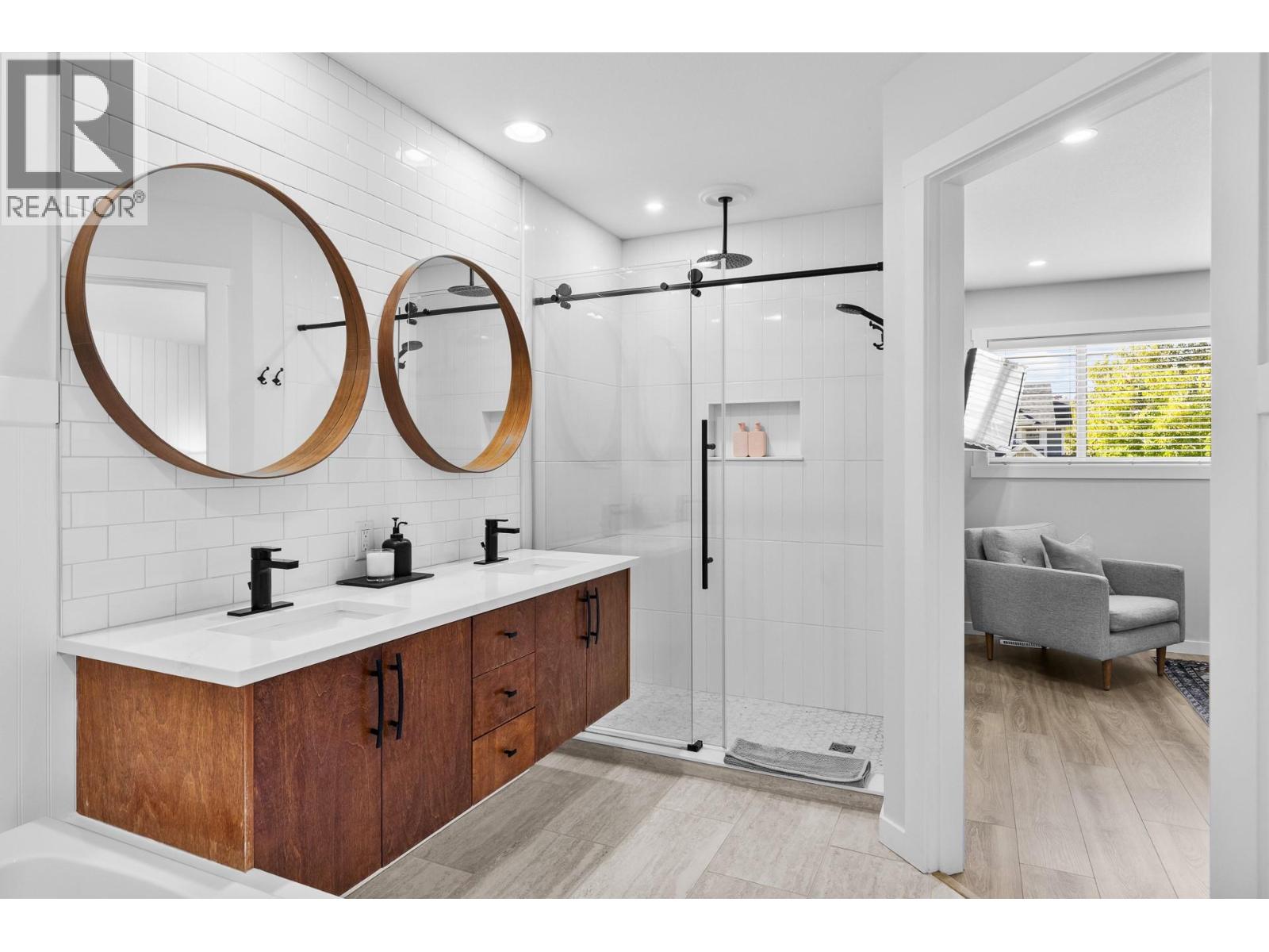 905 Paret Crescent, Kelowna, British Columbia  V1W 4X8 - Photo 46 - 10402275