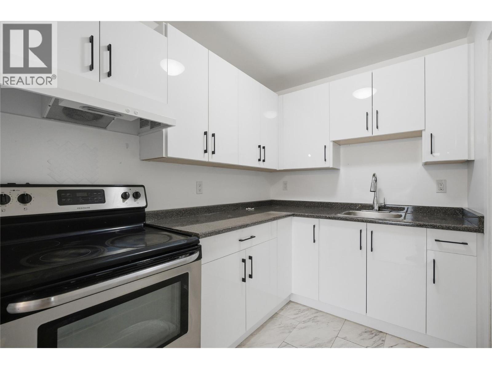 1435 Summit Drive Unit# 53, Kamloops, British Columbia  V2E 1S4 - Photo 4 - 10402601