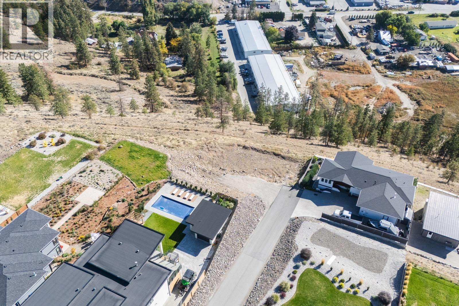 17523 Sanborn Street, Summerland, British Columbia  V0H 1Z3 - Photo 4 - 10402473