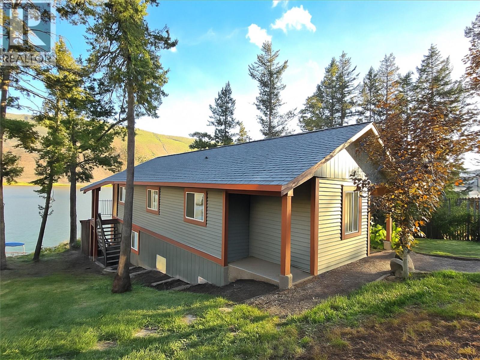 2438 Loon Lake Road, Loon Lake, British Columbia  V0K 1H1 - Photo 2 - 10402203