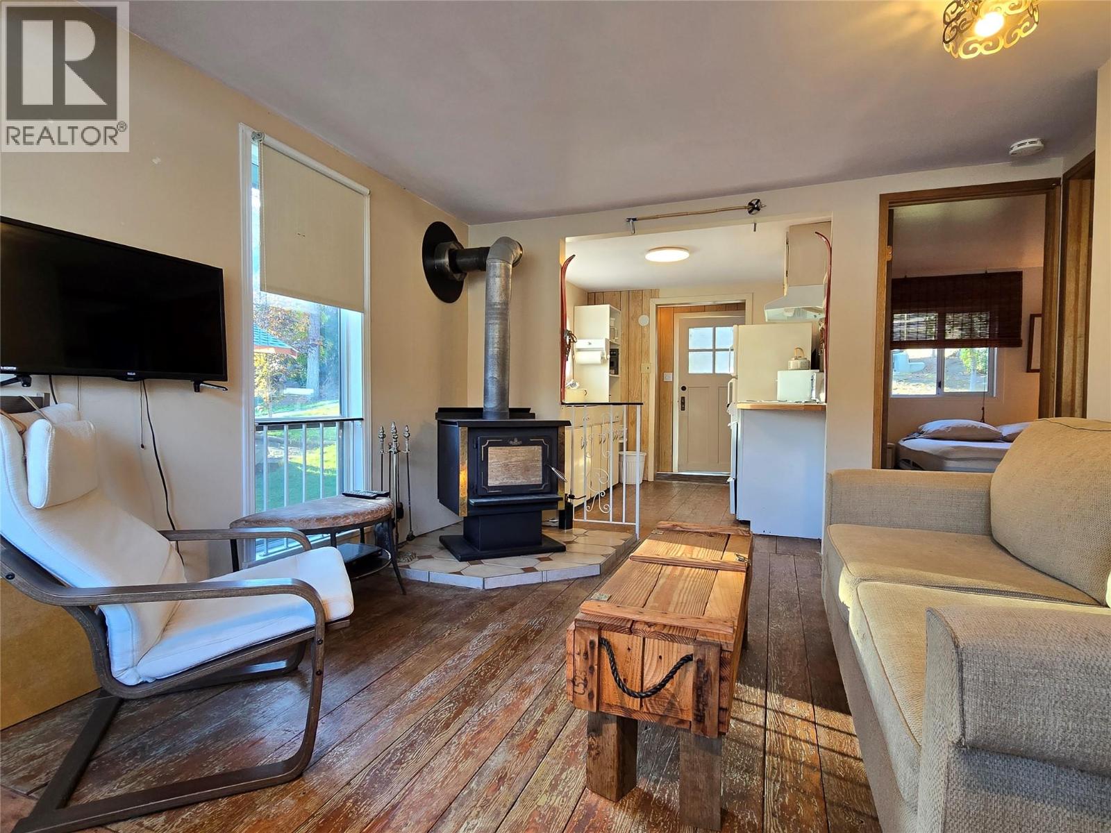 2438 Loon Lake Road, Loon Lake, British Columbia  V0K 1H1 - Photo 30 - 10402203