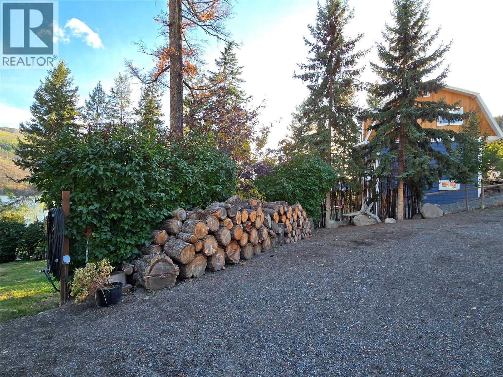 2438 Loon Lake Road, Loon Lake, British Columbia  V0K 1H1 - Photo 51 - 10402203