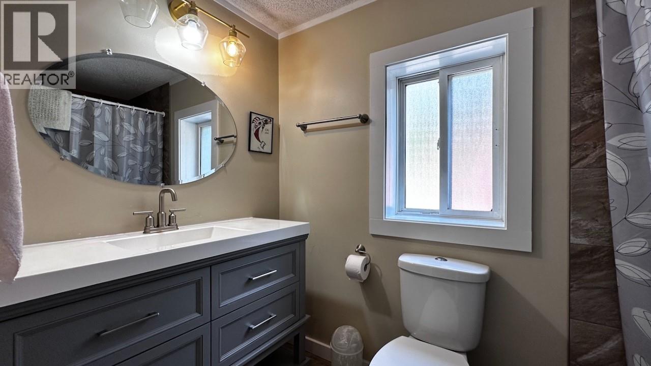 811 Victoria Street, New Denver, British Columbia  V0G 1S0 - Photo 19 - 10402645