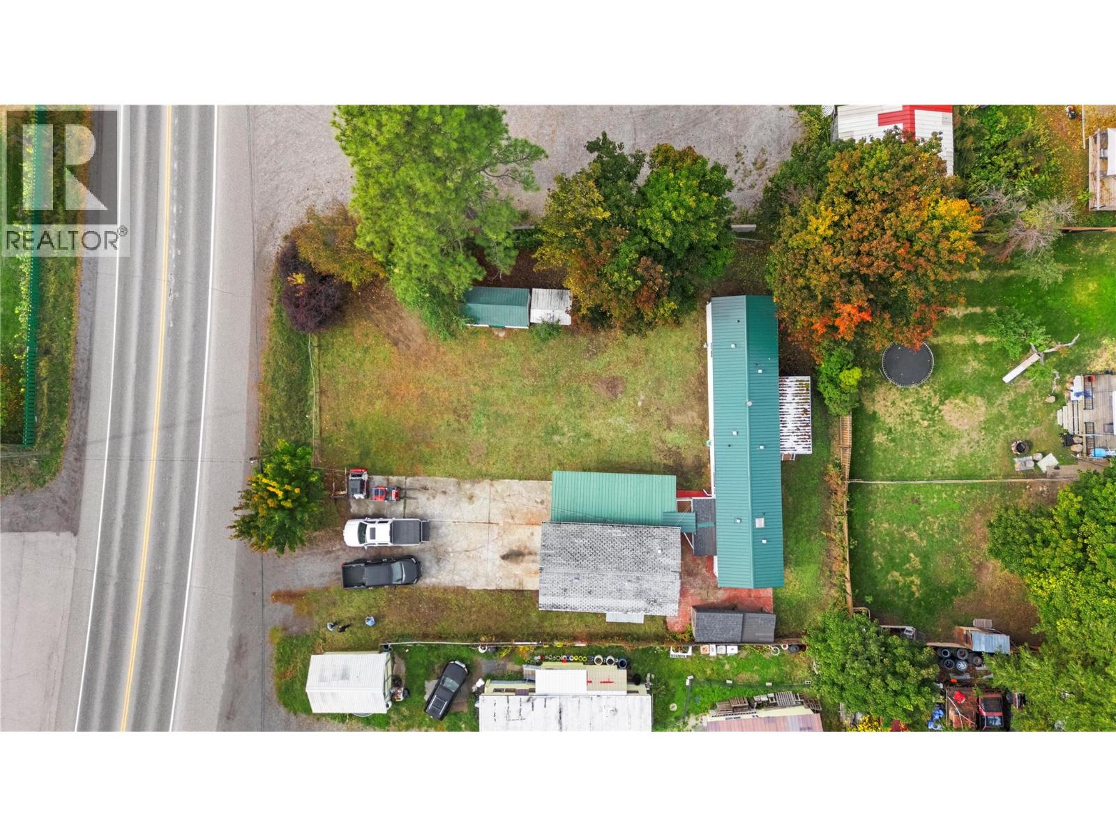 5694 97 Highway, Falkland, British Columbia  V0E 1W0 - Photo 27 - 10402786