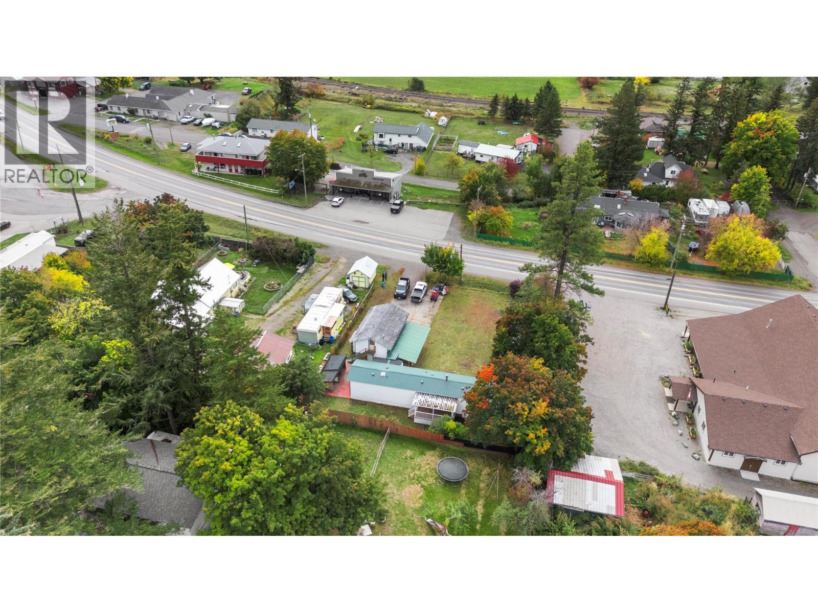 5694 97 Highway, Falkland, British Columbia  V0E 1W0 - Photo 29 - 10402786