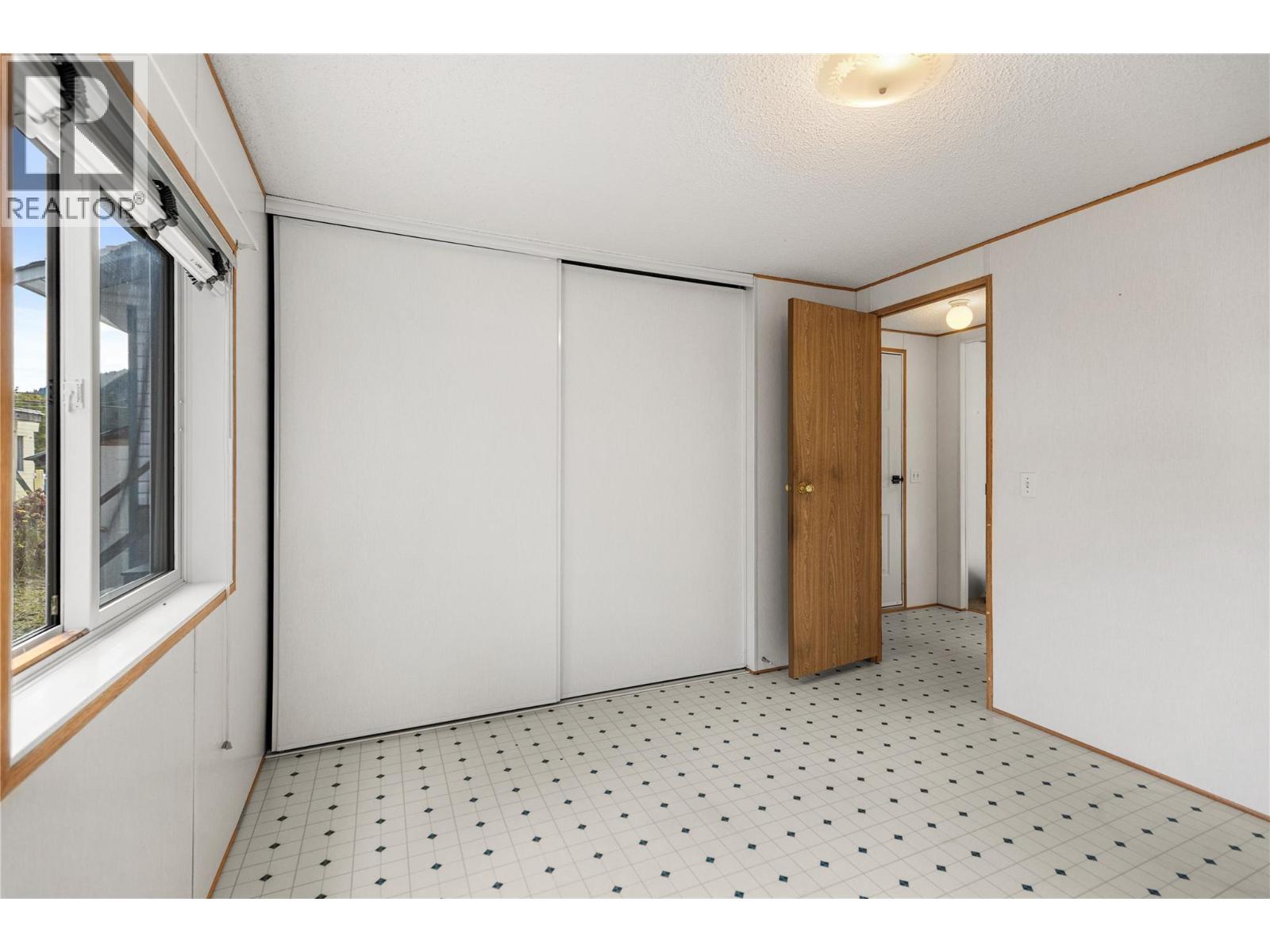 5694 97 Highway, Falkland, British Columbia  V0E 1W0 - Photo 6 - 10402786
