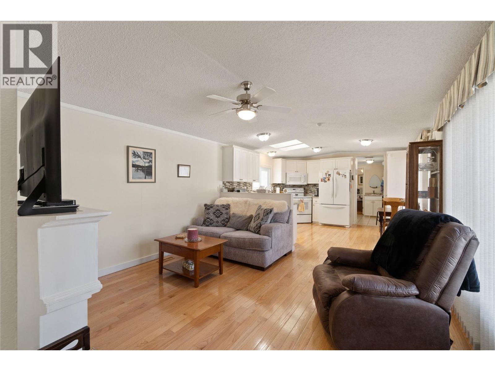 7545 Dallas Drive Unit# 54, Kamloops, British Columbia  V2C 6X8 - Photo 10 - 10402807
