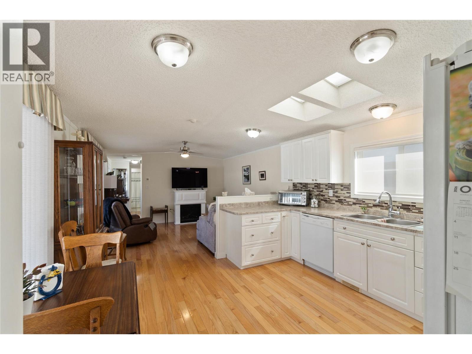 7545 Dallas Drive Unit# 54, Kamloops, British Columbia  V2C 6X8 - Photo 12 - 10402807