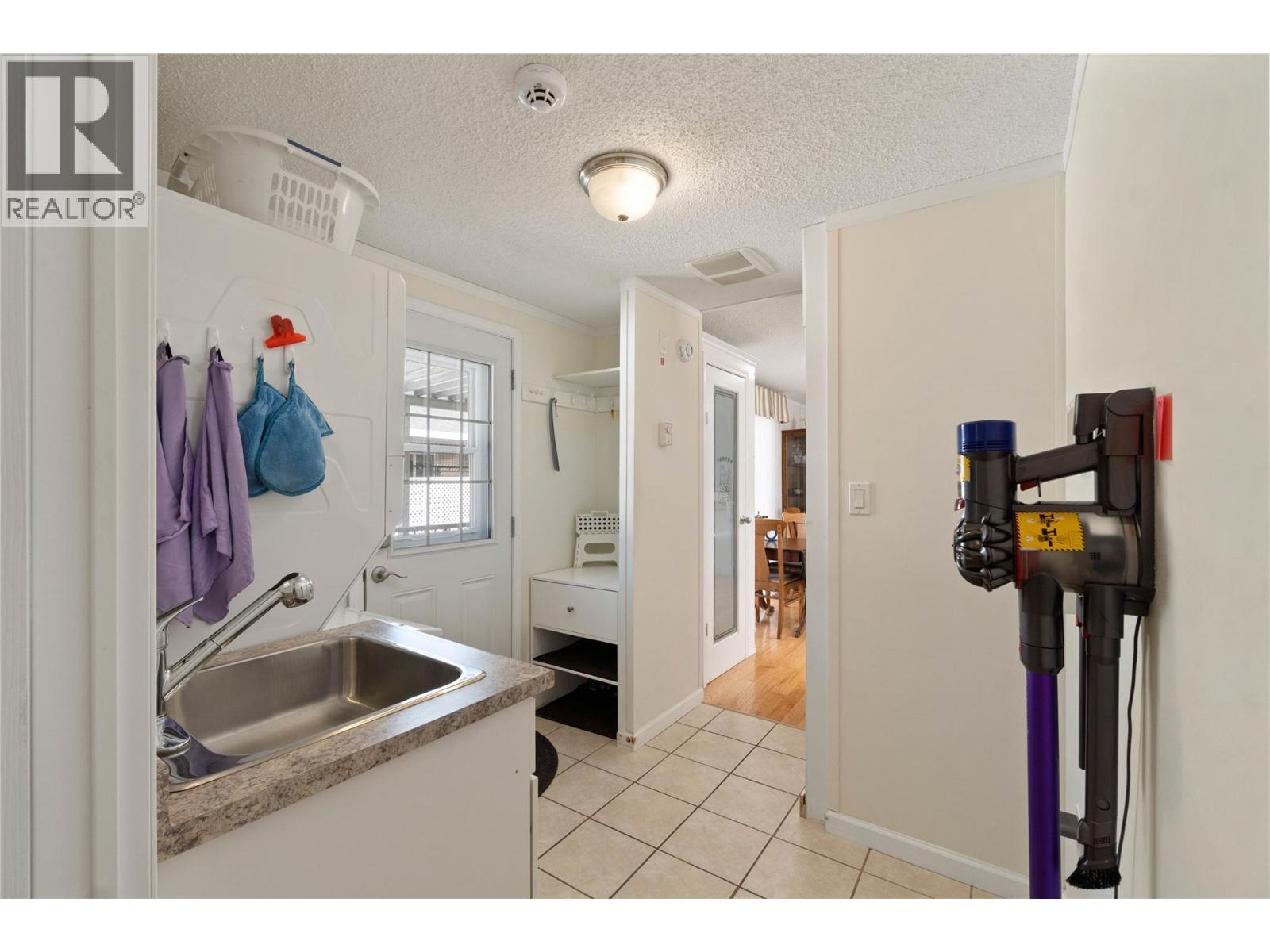 7545 Dallas Drive Unit# 54, Kamloops, British Columbia  V2C 6X8 - Photo 8 - 10402807