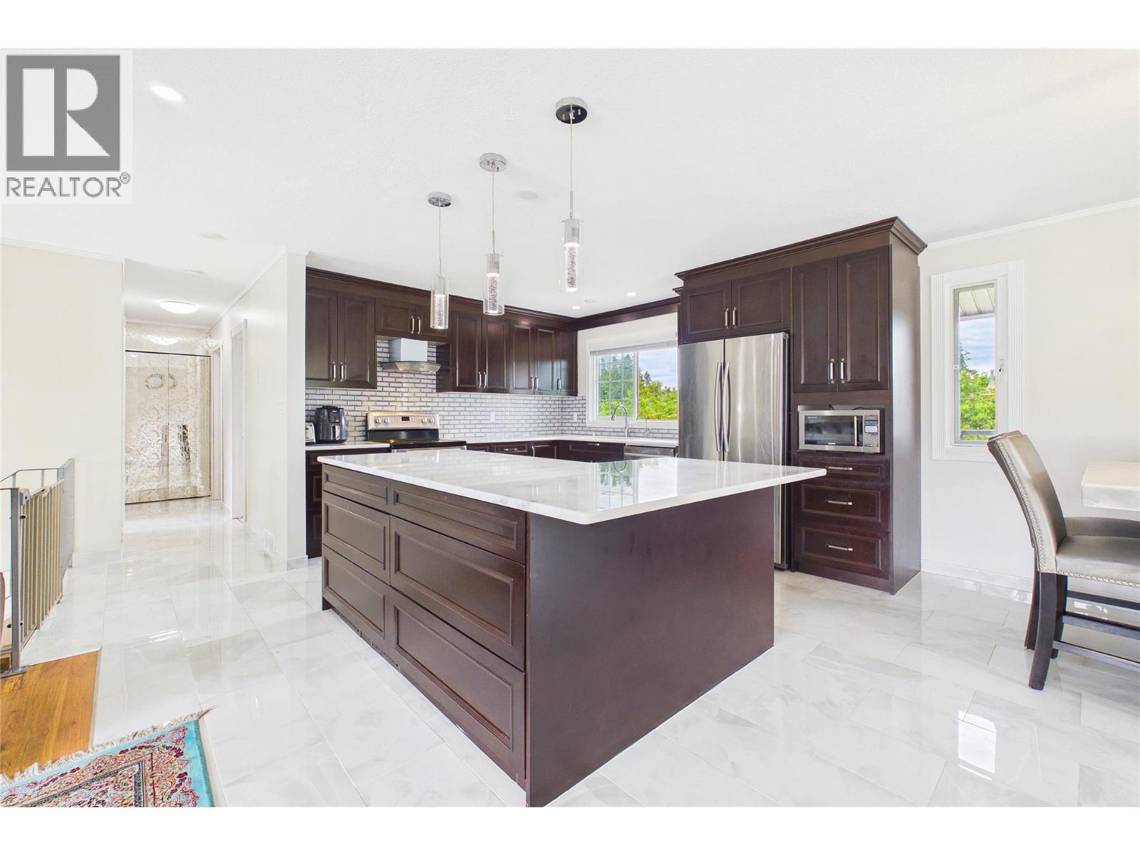 610 Ziprick Road, Kelowna, British Columbia  V1X 5R5 - Photo 8 - 10402691