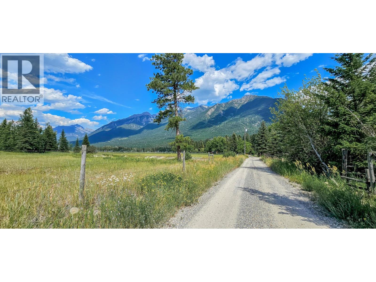 3560 Island Pond Road, Skookumchuck, British Columbia  V0B 2E0 - Photo 64 - 10402688