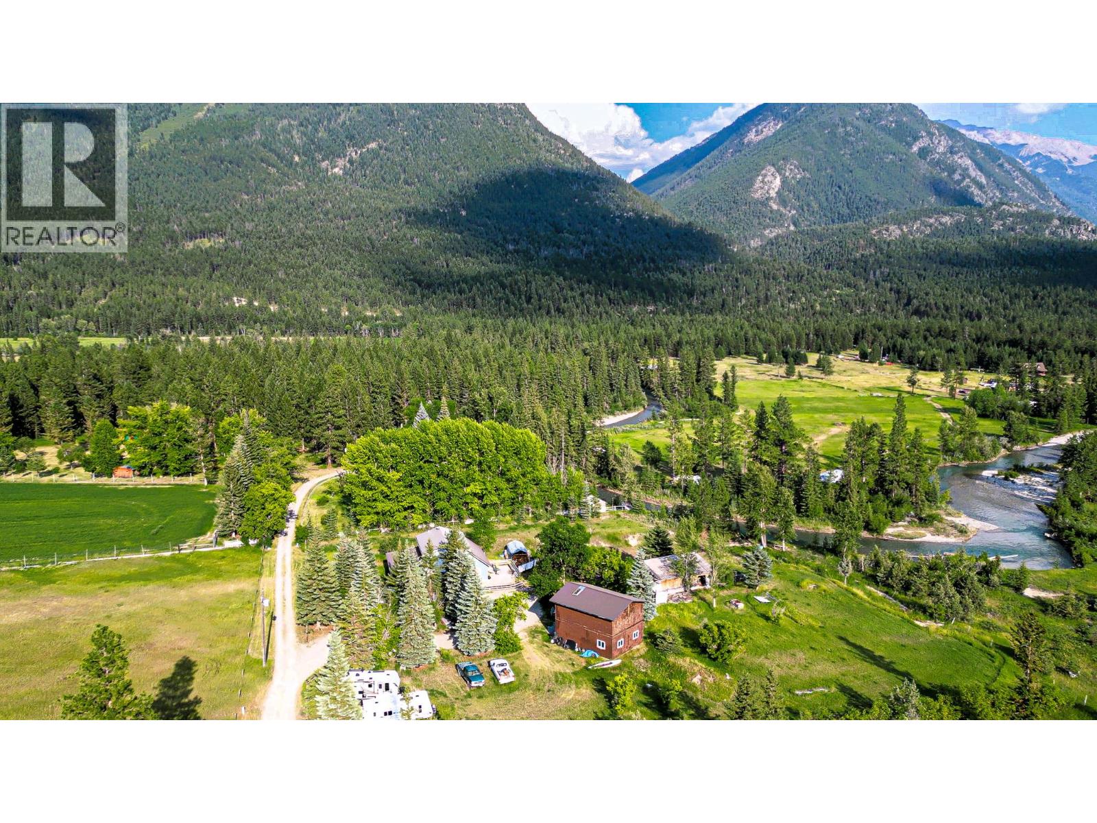 3560 Island Pond Road, Skookumchuck, British Columbia  V0B 2E0 - Photo 66 - 10402688