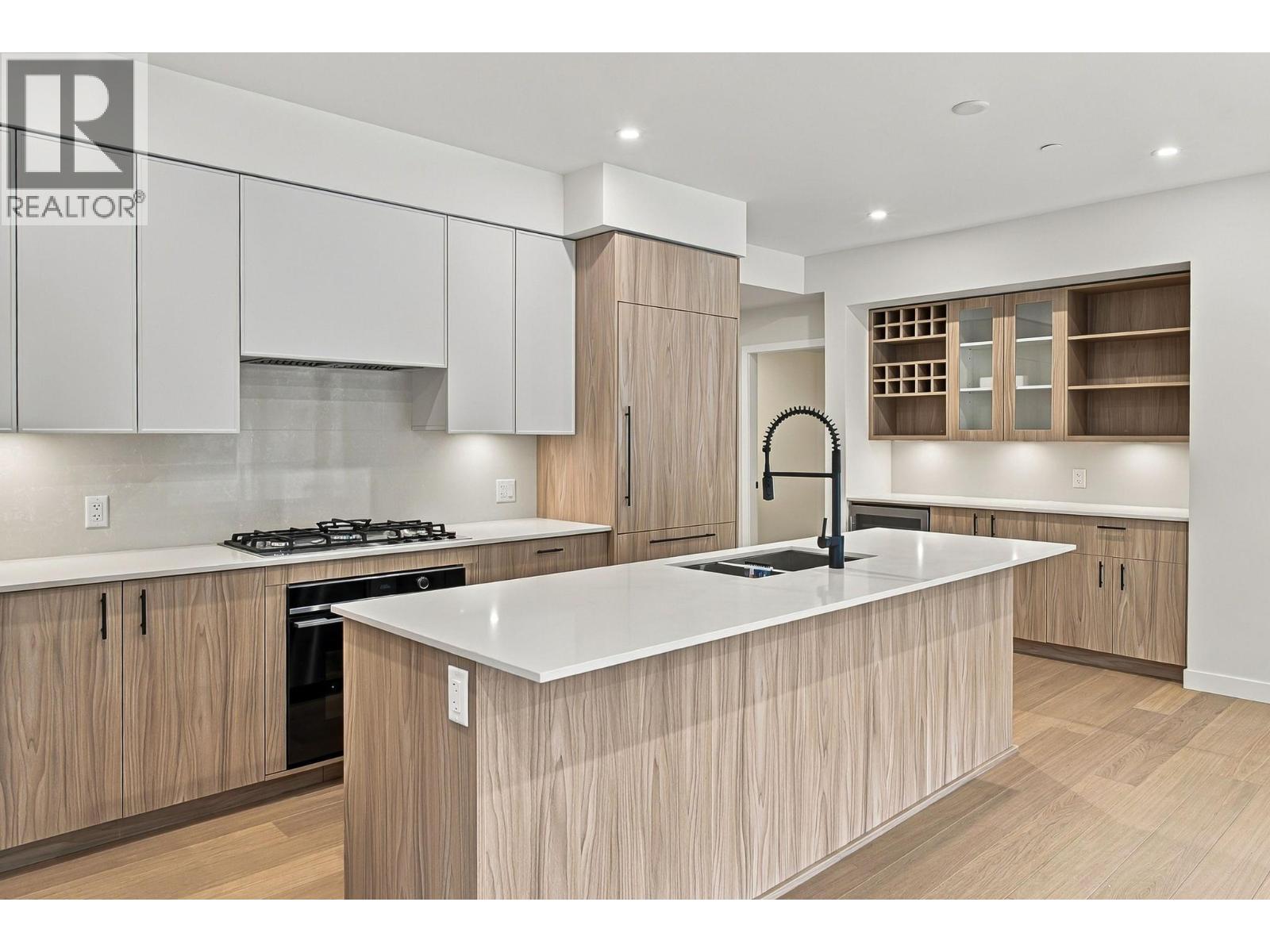 9652 Benchland Drive Unit# 404, Lake Country, British Columbia  V4V 0A4 - Photo 11 - 10402574