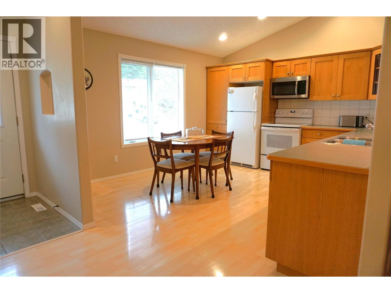 4969 Mountain Side Road, Fairmont Hot Springs, British Columbia  V0B 1L1 - Photo 19 - 10402571