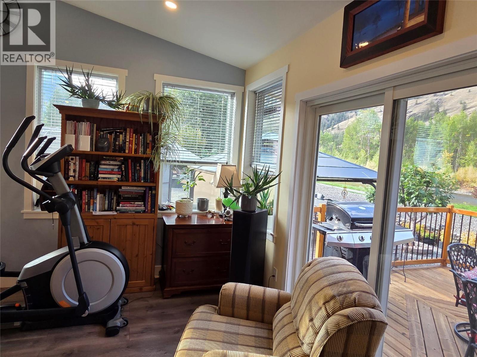4354 Highway 3 Unit# 30, Keremeos, British Columbia  V0X 1N1 - Photo 14 - 10402813