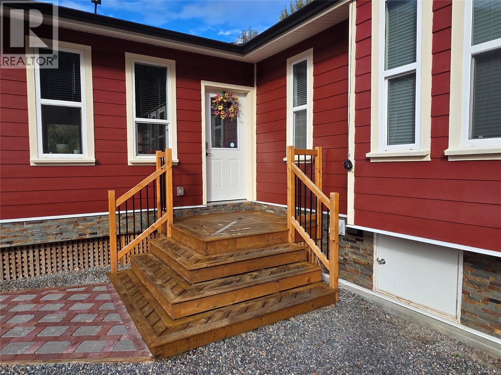 4354 Highway 3 Unit# 30, Keremeos, British Columbia  V0X 1N1 - Photo 22 - 10402813