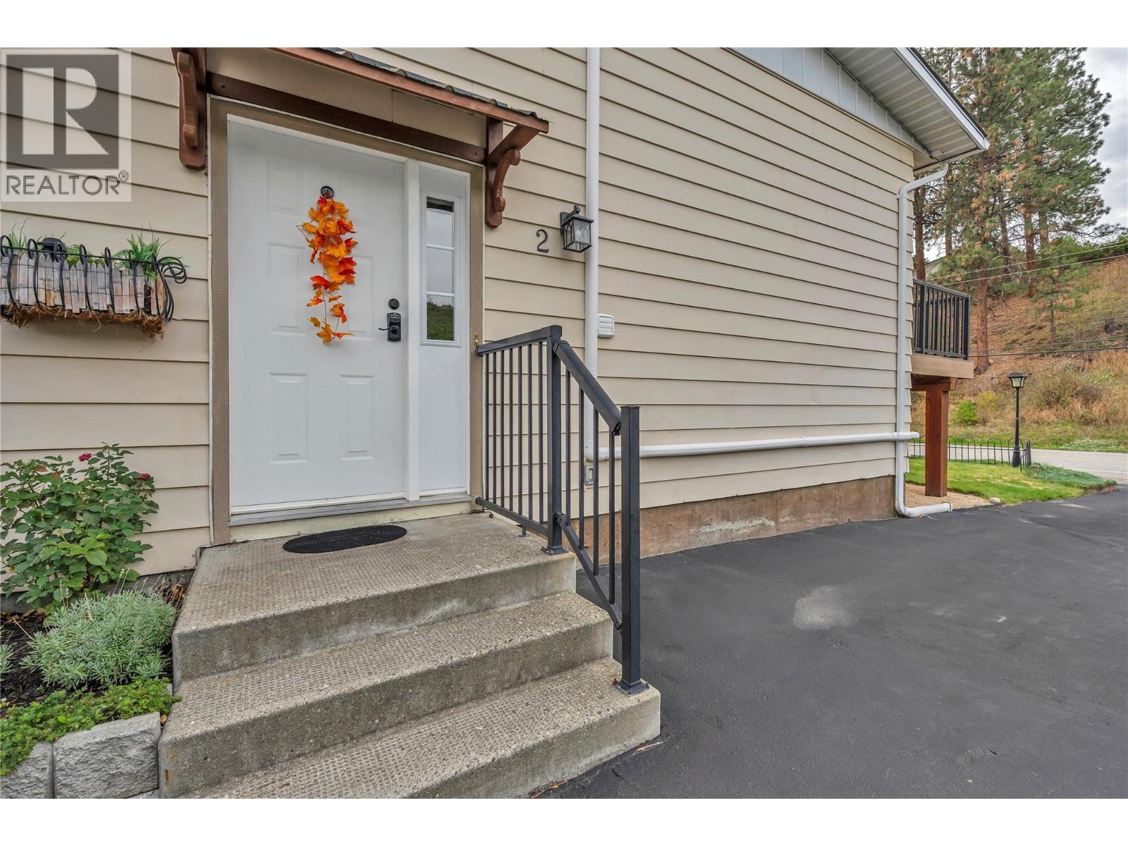 11318 Jubilee Road W Unit# 2, Summerland, British Columbia  V0H 1Z0 - Photo 1 - 10402793