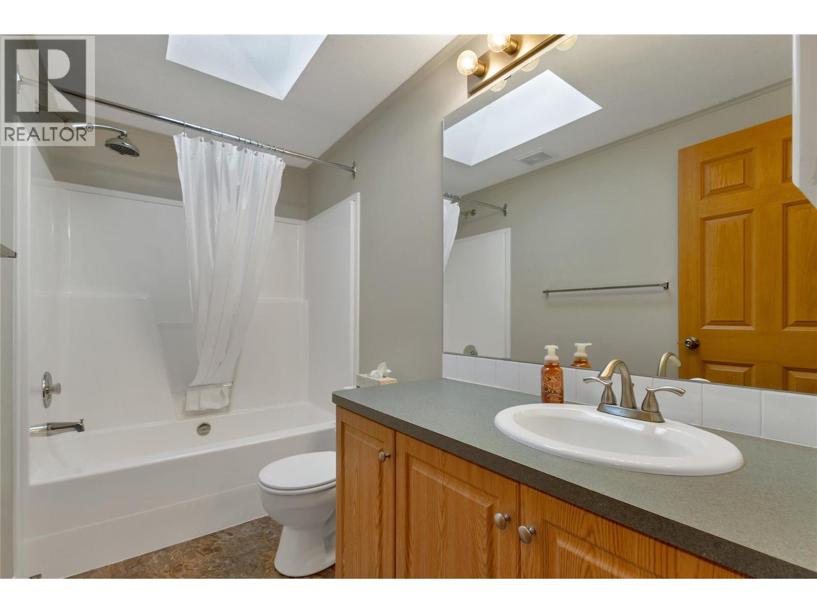 6688 Tronson Road Unit# 114, Vernon, British Columbia  V1H 1R9 - Photo 18 - 10402152