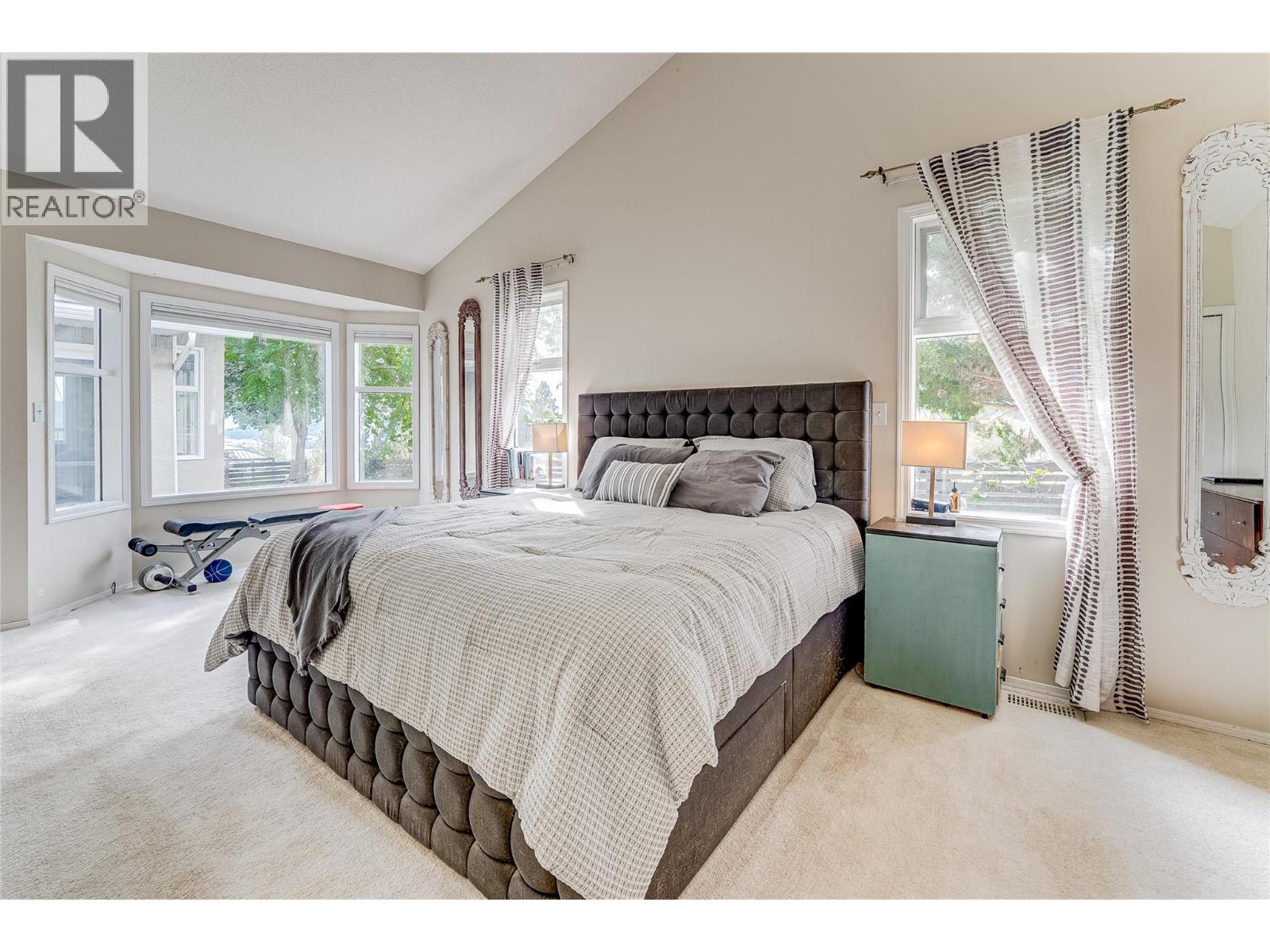4671 Grandview Flats Road S, Spallumcheen, British Columbia  V4Y 0P6 - Photo 12 - 10397997