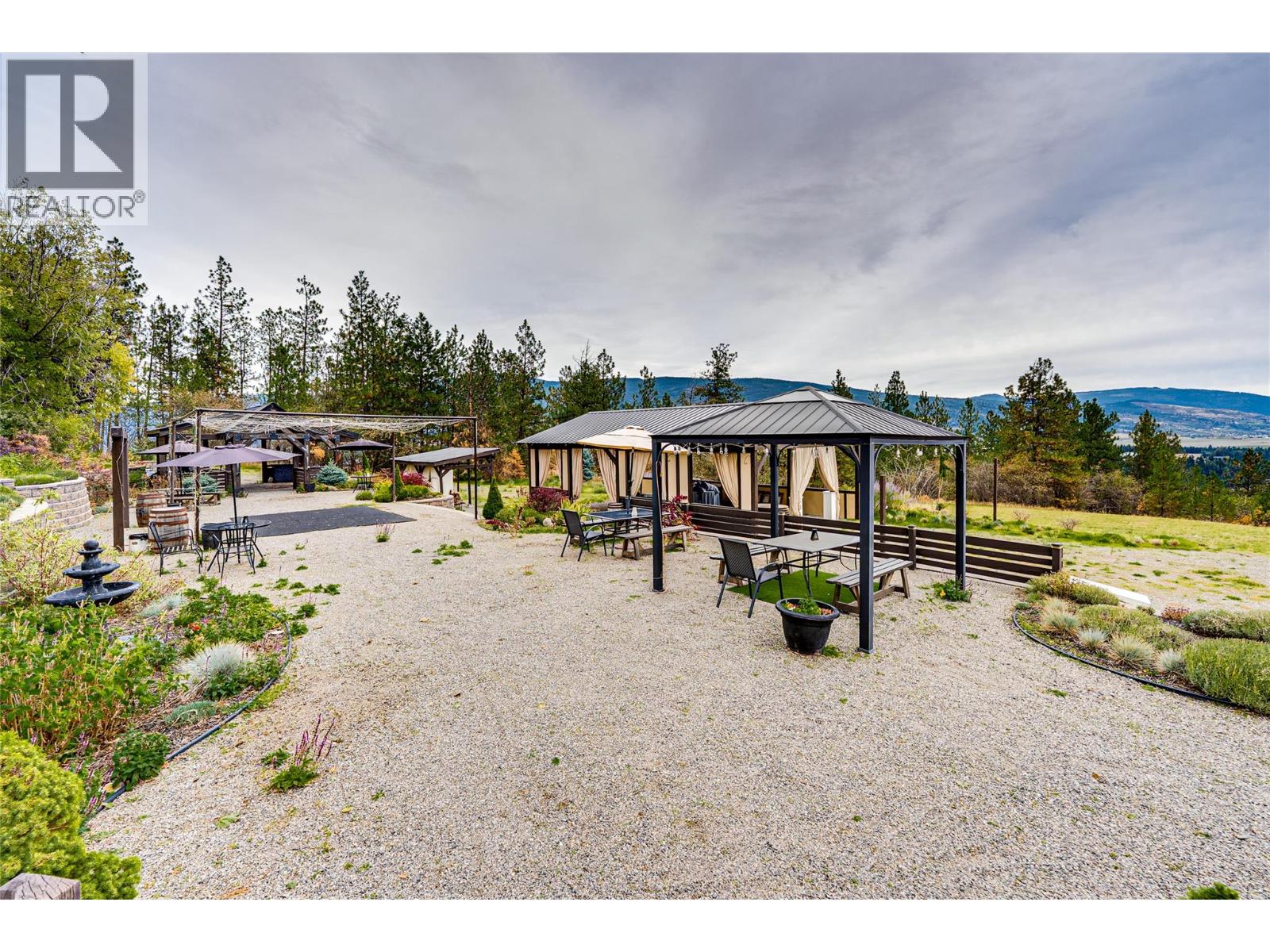 4671 Grandview Flats Road S, Spallumcheen, British Columbia  V4Y 0P6 - Photo 49 - 10397997
