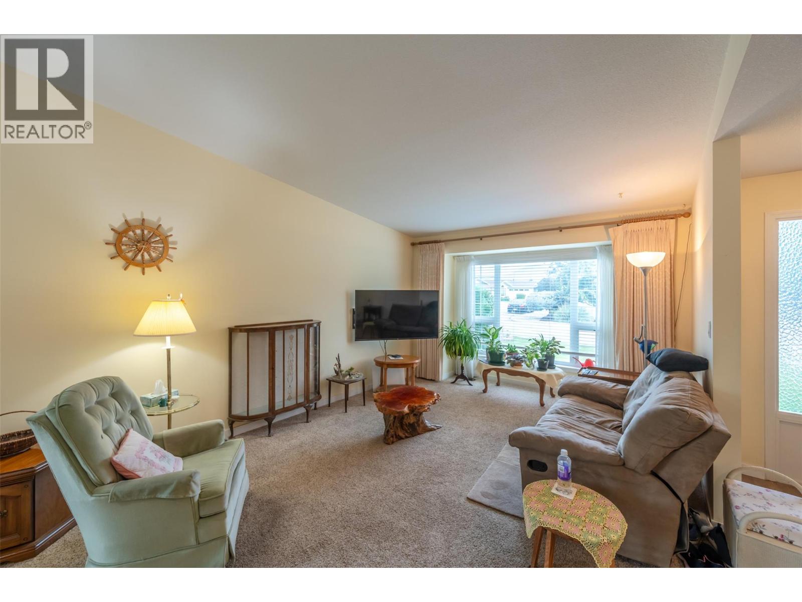 3400 Wilson Street Unit# 109, Penticton, British Columbia  V2A 8A3 - Photo 2 - 10402826
