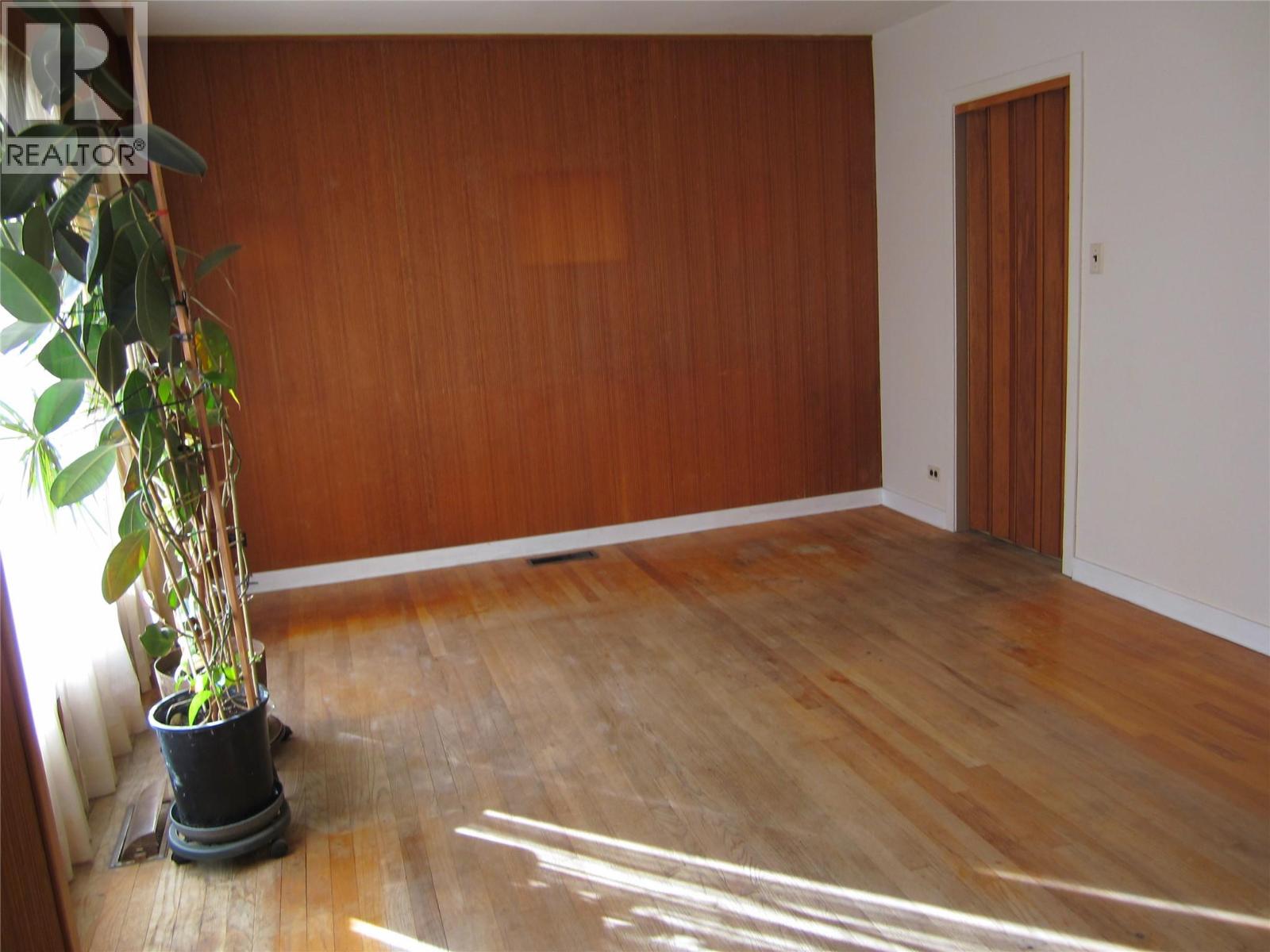 1285 Forestbrook Drive, Penticton, British Columbia  V2A 2G4 - Photo 10 - 10402798