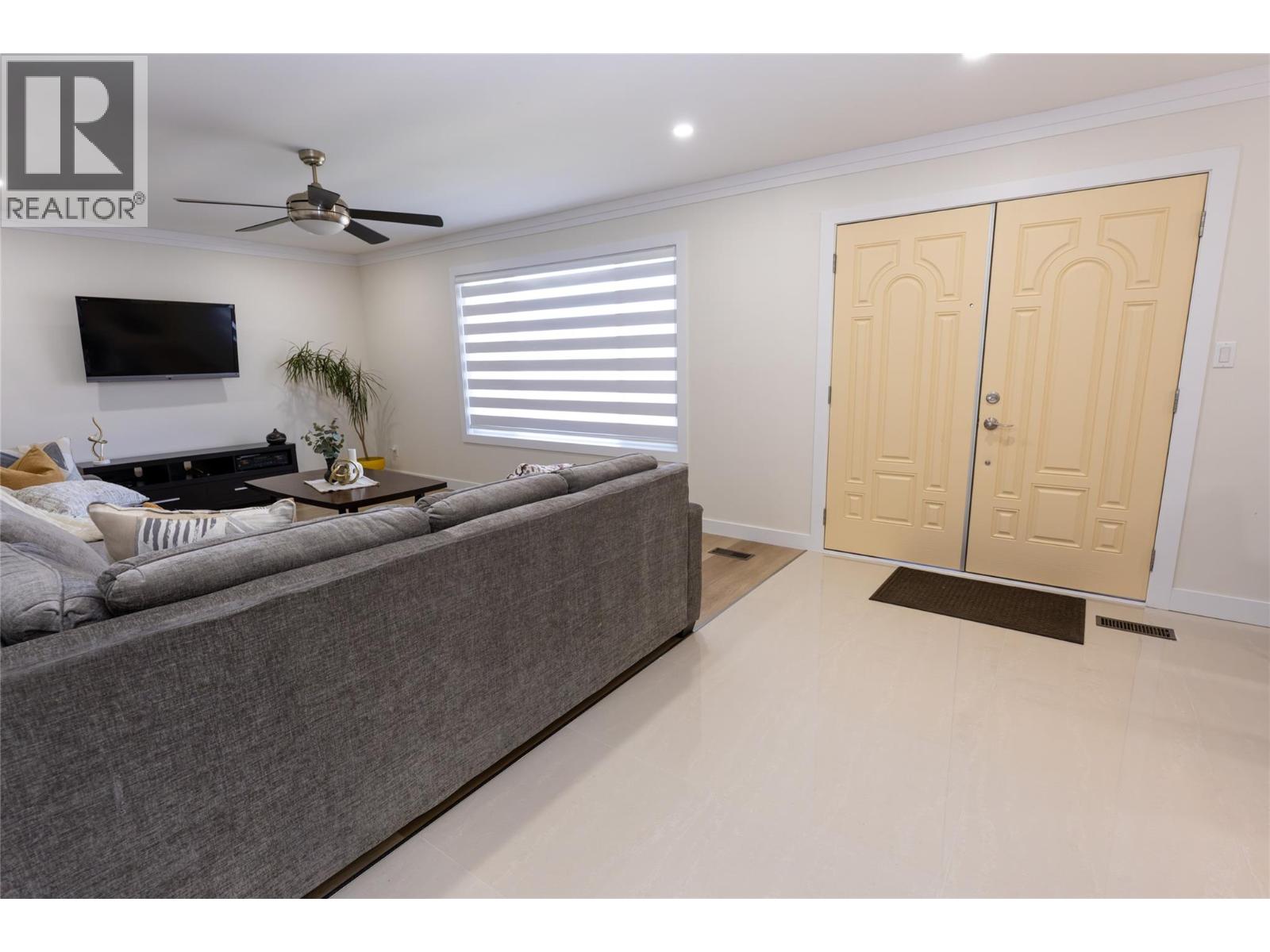 10115 74th Avenue, Osoyoos, British Columbia  V0H 1V5 - Photo 14 - 10402855