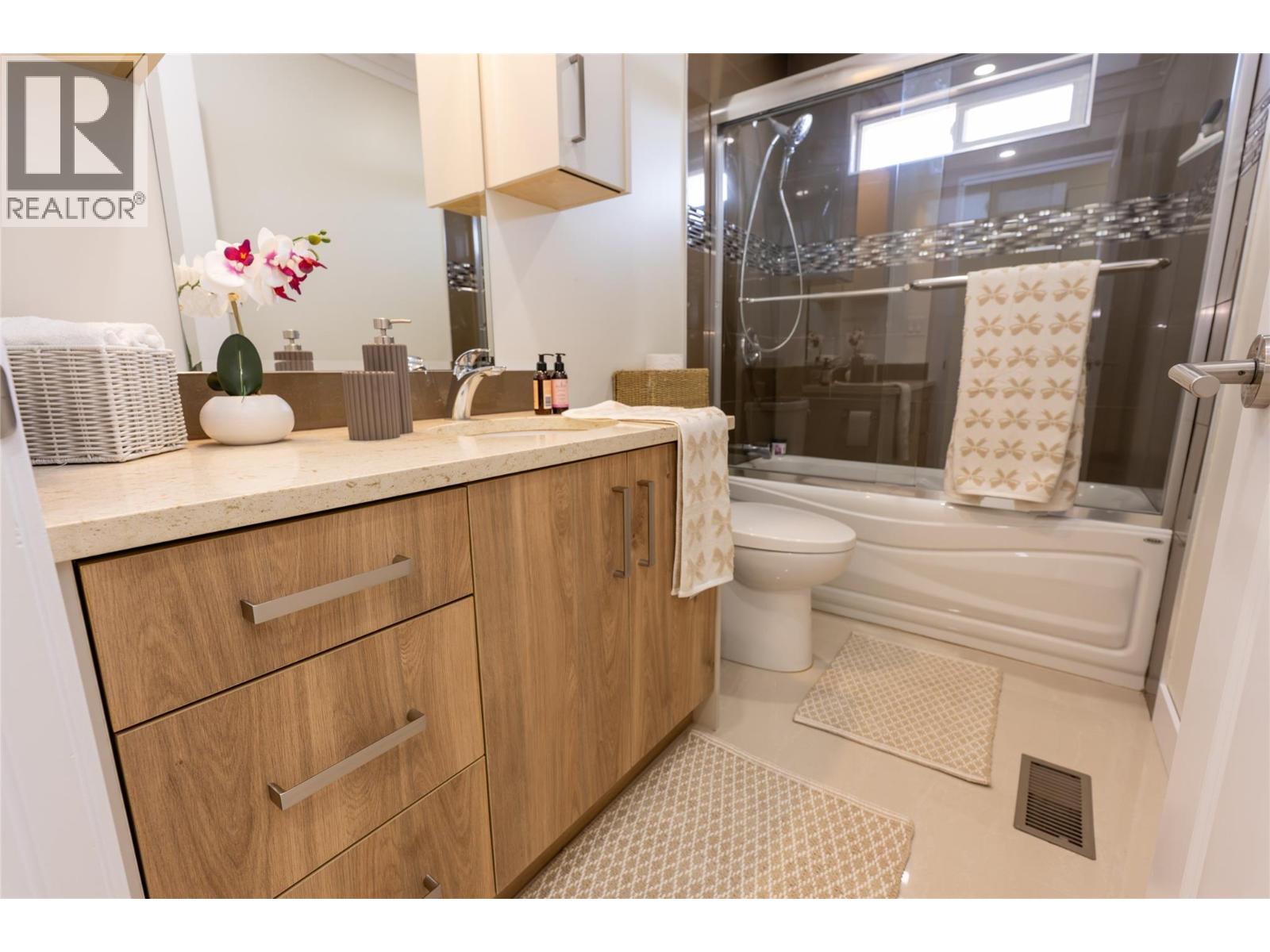 10115 74th Avenue, Osoyoos, British Columbia  V0H 1V5 - Photo 29 - 10402855
